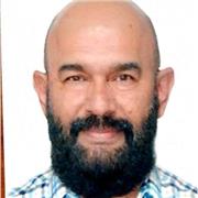 Psicólogo, Magister y Doctor en Educación